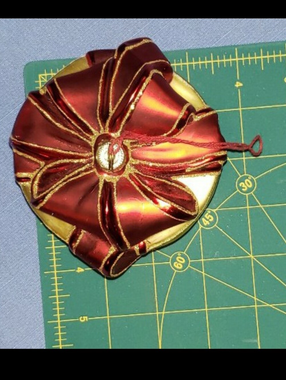 RARE Vtg 2000 Spode Large Blown Glass Gold Box W/ Red Ribbon Christmas Ornament - Picture 12 of 12